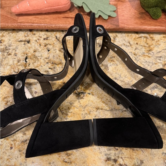 NWOB Sam & Libby block heels. Never been worn. Please see all pictures. - Picture 6 of 10